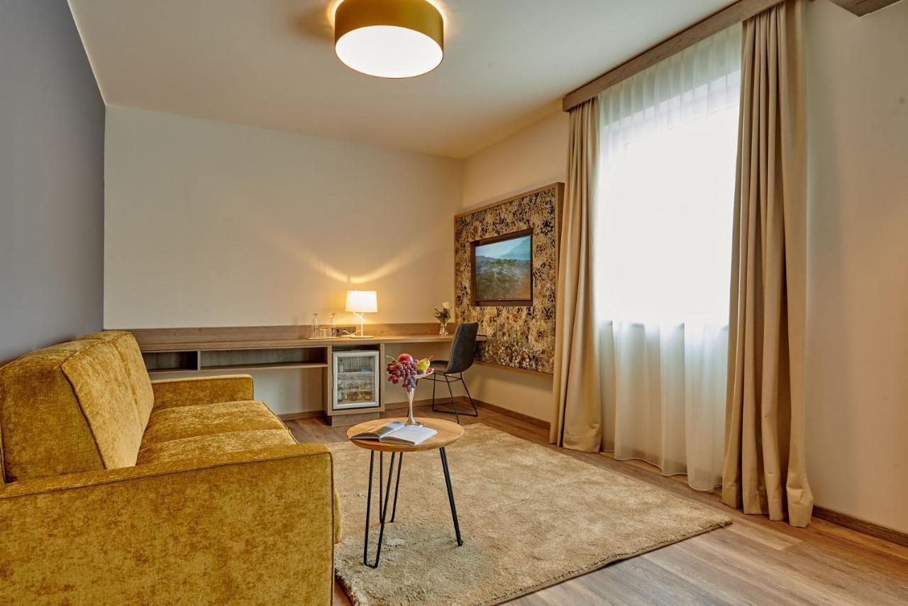 Hotel Am See ノイトラウブリング 部屋 写真
