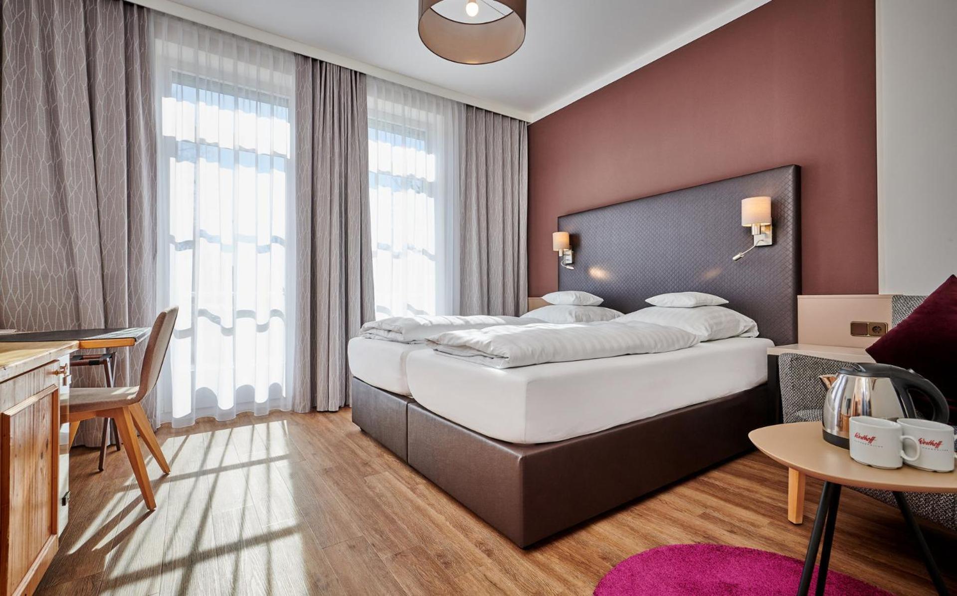 Hotel Am See ノイトラウブリング 部屋 写真
