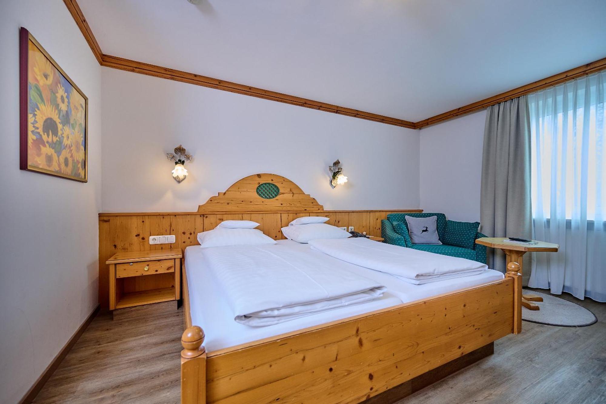 Hotel Am See ノイトラウブリング 部屋 写真
