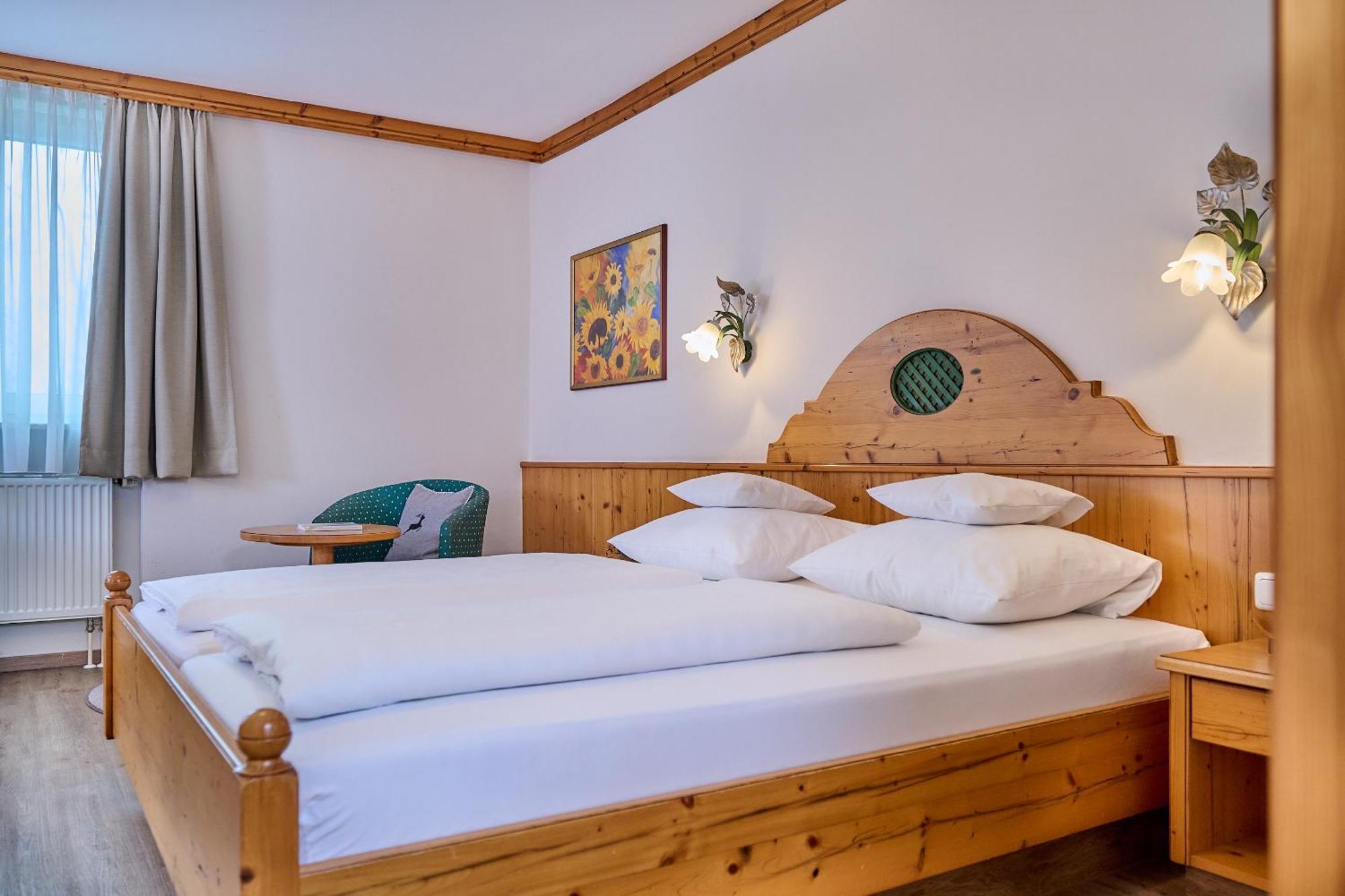 Hotel Am See ノイトラウブリング 部屋 写真