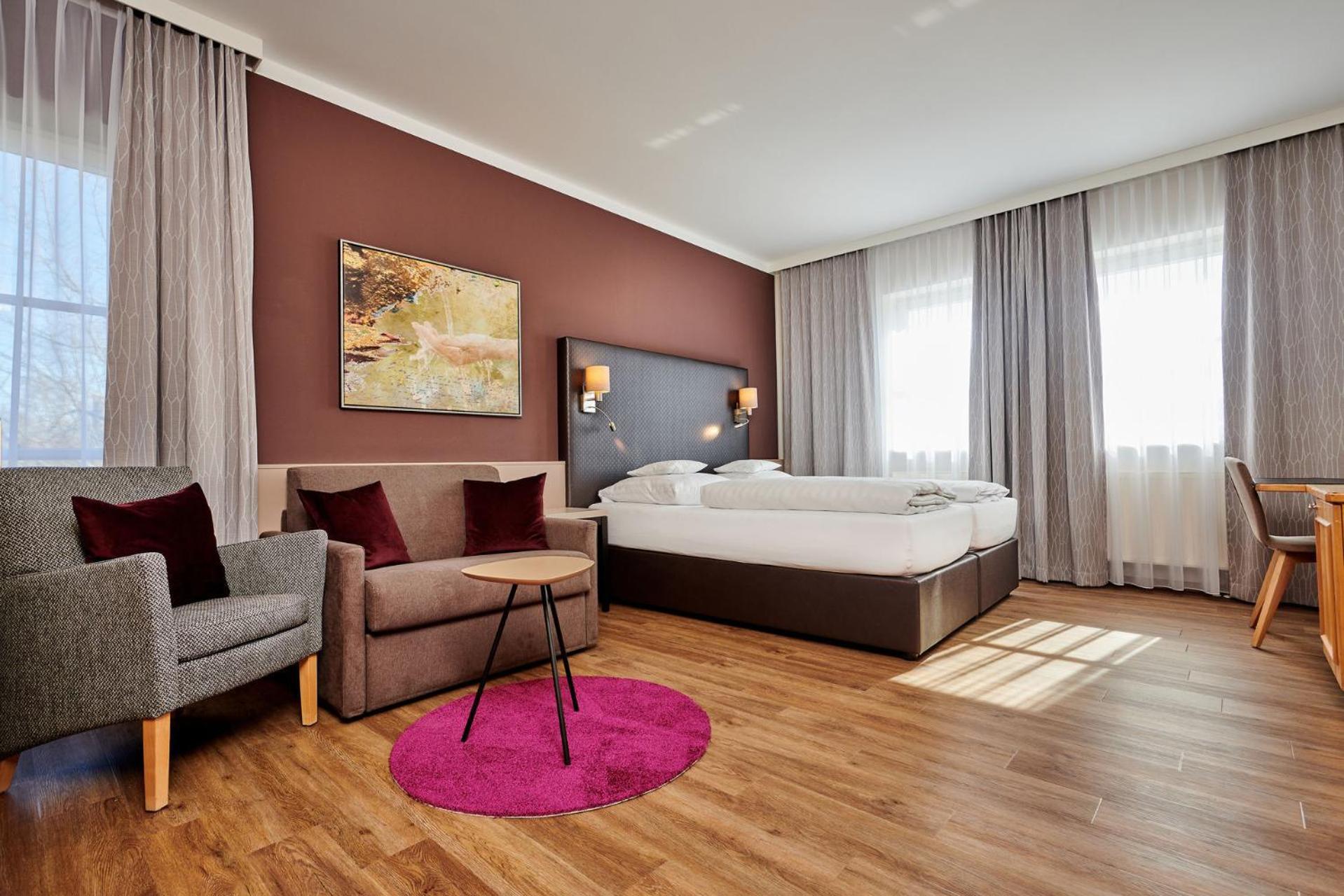 Hotel Am See ノイトラウブリング 部屋 写真